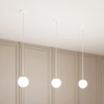Elegancka lampa wisząca Royal - złoto-biała