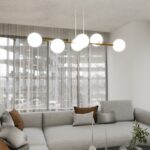 Złoty żyrandol Gravity 6 - salon