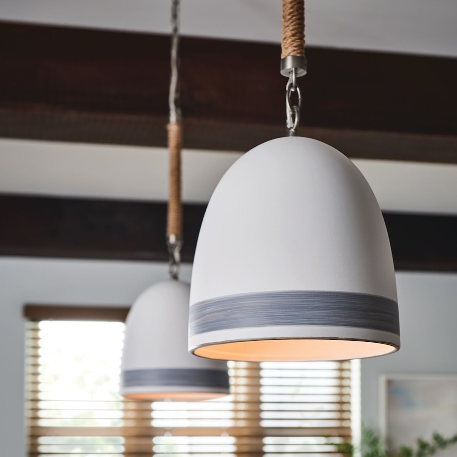 srebrna lampa wiszaca bialy klosz Nash Elstead