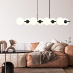 Duża lampa wisząca do jadalni Rory 8 - opalowe klosze