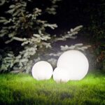 Lampa ogrodowa kula G400 - aranżacja