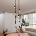 Szklana lampa wisząca nad stół w jadalni Istar Premium 4 - miodowa
