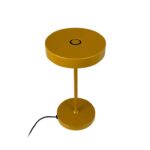 Żółta lampka na półkę w salonie Starlight LED - włącznik