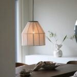 Beżowa lampa wisząca nad stół Aiko