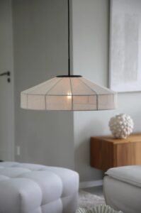 Beżowa lampa wisząca nad stół Aiko 57 - lniana