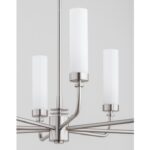 Duży srebrny żyrandol Preston 8 – białe klosze tuby Duży srebrny żyrandol Preston 8 - białe klosze tuby