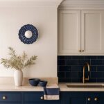 Kinkiet do kuchni - plafon granatowy muszla Boll - ceramika Bolesławiec