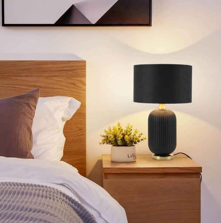 Czarna lampka nocna do sypialni Tamiza 65 - klasyczna