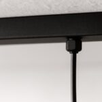 Czarna lampa wisząca Silva nad wyspę - na listwie