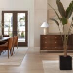 Klasyczna złota lampa stołowa Orlean w salonie