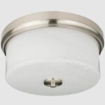 Klasyczny plafon Dresden w kolorze niklu z kloszem z mlecznego szkła