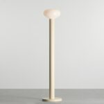 Kremowa lampa stojąca Flo Cream 26 - minimalistyczna