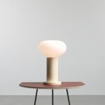 Kremowa lampka stołowa Flo Cream 19 - nowoczesna