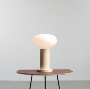 Kremowa lampka stołowa Flo Cream 19 - nowoczesna