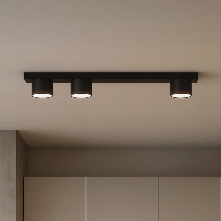 Lampa sufitowa Cruz na listwie do kuchni - czarna metalowa