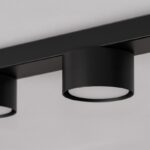 Lampa sufitowa Cruz na listwie do przedpokoju i garderoby