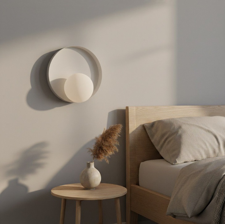 Biały kinkiet do sypialni Kido - szklany klosz