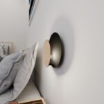 Kinkiet dekoracyjny do sypialni Circle - płaski