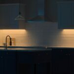 Lampka do szafy Motion Sensor Closet Light A60 czarna