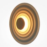 Okrągły kinkiet Nami LED 2700K - z dekoracyjnymi przetłoczeniami