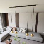 4-punktowa lampa wisząca Elit 4 - złote metalowe klosze - do eleganckiego salonu