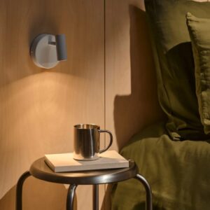 Biały kinkiecik do sypialni Omari - nordycki styl