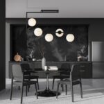 Czarna lampa sufitowa Soma 5 - pięć opalowych kul - do jadalni