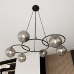 Czarna lampa wisząca Libra 6 - szklane ryflowane klosze do nowoczesnych wnętrz