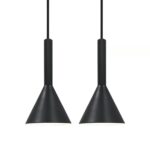 Czarna minimalistyczna lampa wisząca nad szafkę w sypialni Kelvis