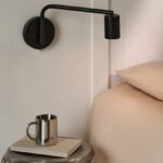 Czarny kinkiet Explore Long - z długim ramieniem do czytania