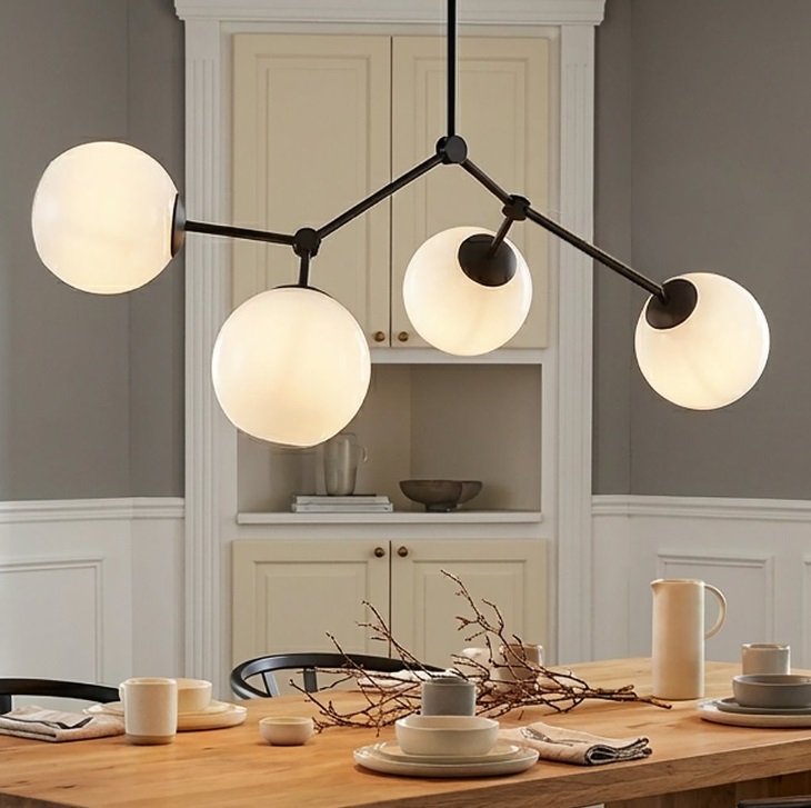 Czarny żyrandol do salonu Space 4 - szklane kule