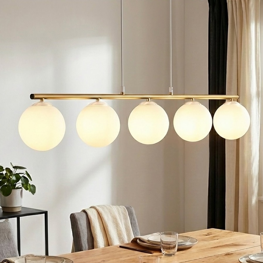 Elegancka lampa wisząca Allora 5 złota - mleczne kule