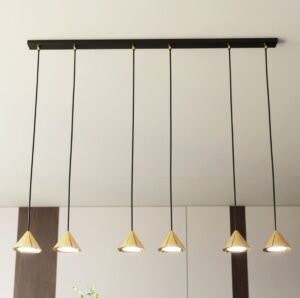 Lampa wisząca Elit 6 nad wyspę - złote klosze stożki