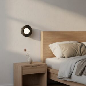 Okrągły czarny kinkiet Ozzy - klosz kula do sypialni