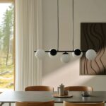 Podłużna lampa wisząca do salonu Lilly 5 - białe kule