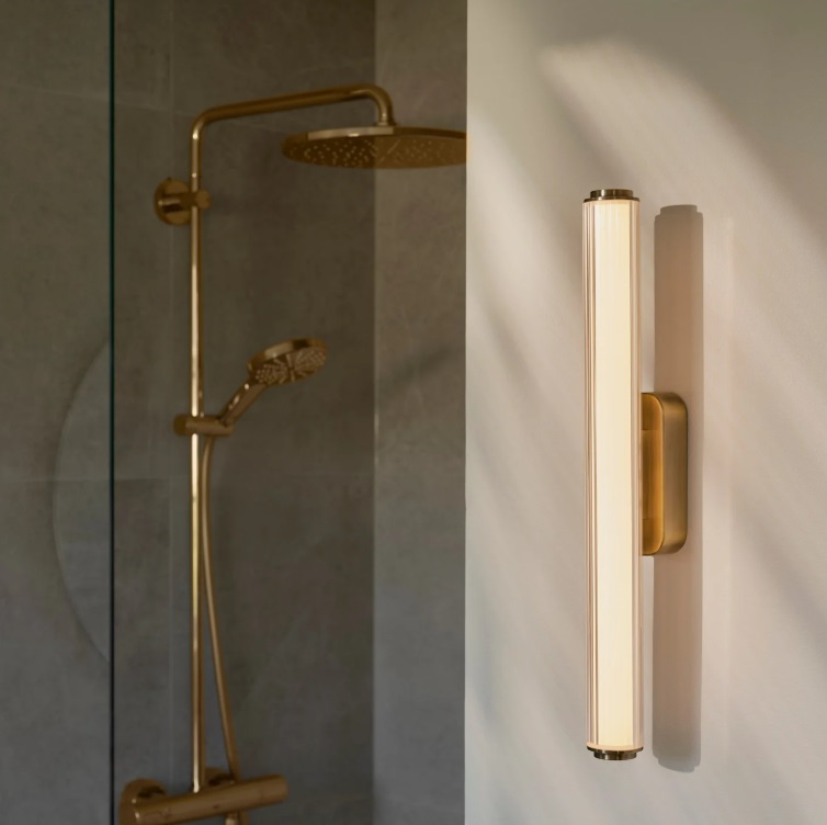 Podłużny kinkiet do lustra Virelle 50 LED IP44 - złoty mosiądz