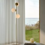 Złota lampa stojąca do salonu Lilly - 3 szklane kule