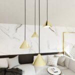 Złota lampa wisząca Elit 4 Premium do pięknego salonu - cztery metalowe stożki