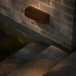 Brązowy kinkiet solarny Marcellio Nordlux na schody - z czujnikiem ruchu PIR