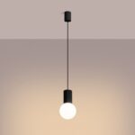 Czarny zwis sufitowy Halo - biała szklana kulka - minimalistyczny