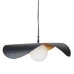 Metalowa lampa wisząca nad stół Enzo 60 czarno-złota - z mleczną szklana kulą