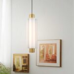 Złota lampa wisząca nad wyspę Osmo LED - mleczny klosz