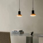 Zwis sufitowy nad biurko do gabinetu Onda z gradientowym szklanym kloszem - ochra