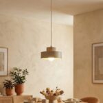 Beżowa lampa wisząca Kivi 20 cm - okrągły klosz - designerska - do nowoczesnych wnętrz