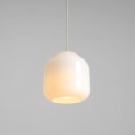 Elegancka lampa wisząca nad wyspę Flask Cotton 18 - opalowy klosz - prosta forma