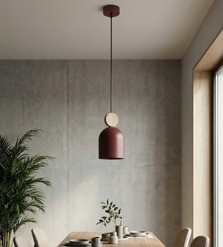 Lampa wisząca Mesi burgund - klosz z drewnianym elementem
