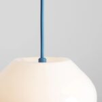 Lampa wisząca nad wsypę Flask Sapphire 18 niebieska - mleczne szkło - nowoczesna forma butelki