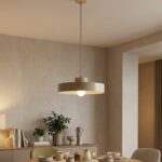 Subtelna lampa wisząca nad okragły stół do jadalni Kivi 35 beż - matal i drewno