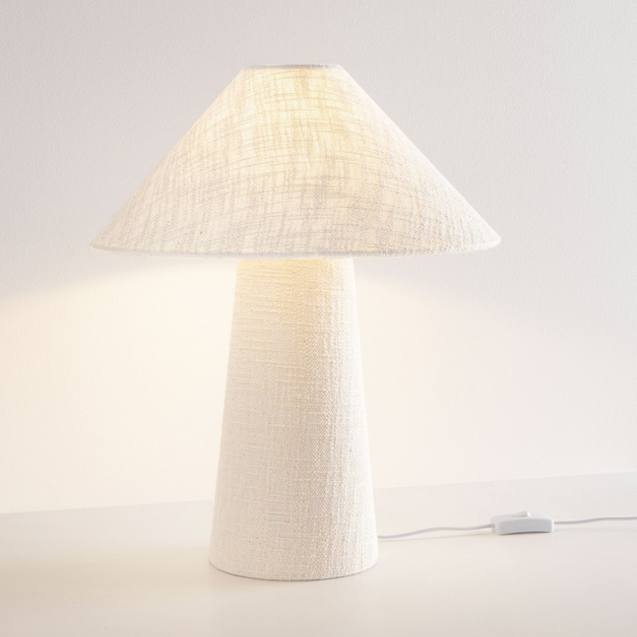 Lampa stołowa stożkowa Aurea - japandi lniany klosz - miękkie światło
