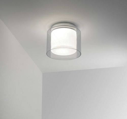 łazienkowa lampa sufitowa z transparentnym kloszem